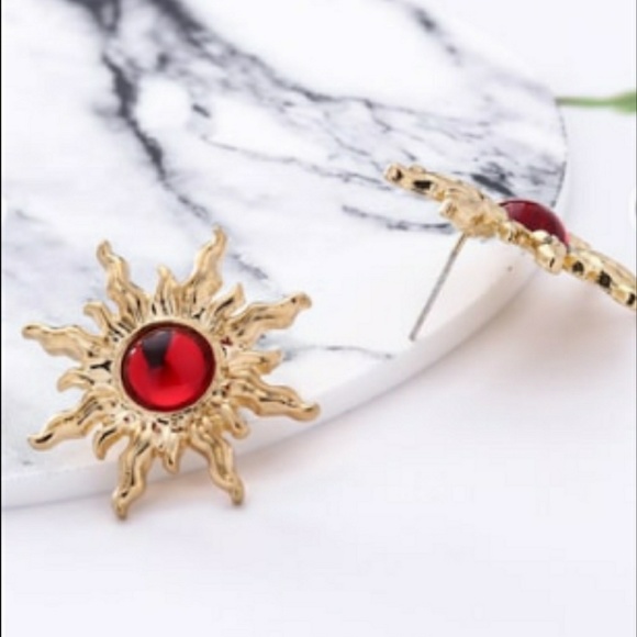 LAST PAIR! Ruby & Gold Starburst Earrings - Picture 2 of 5